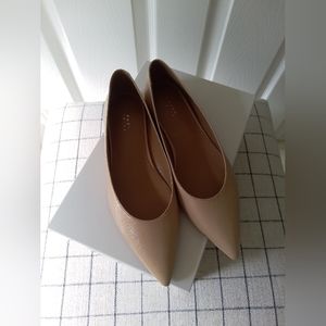 All leather ballerinas, NWT, IT 37
